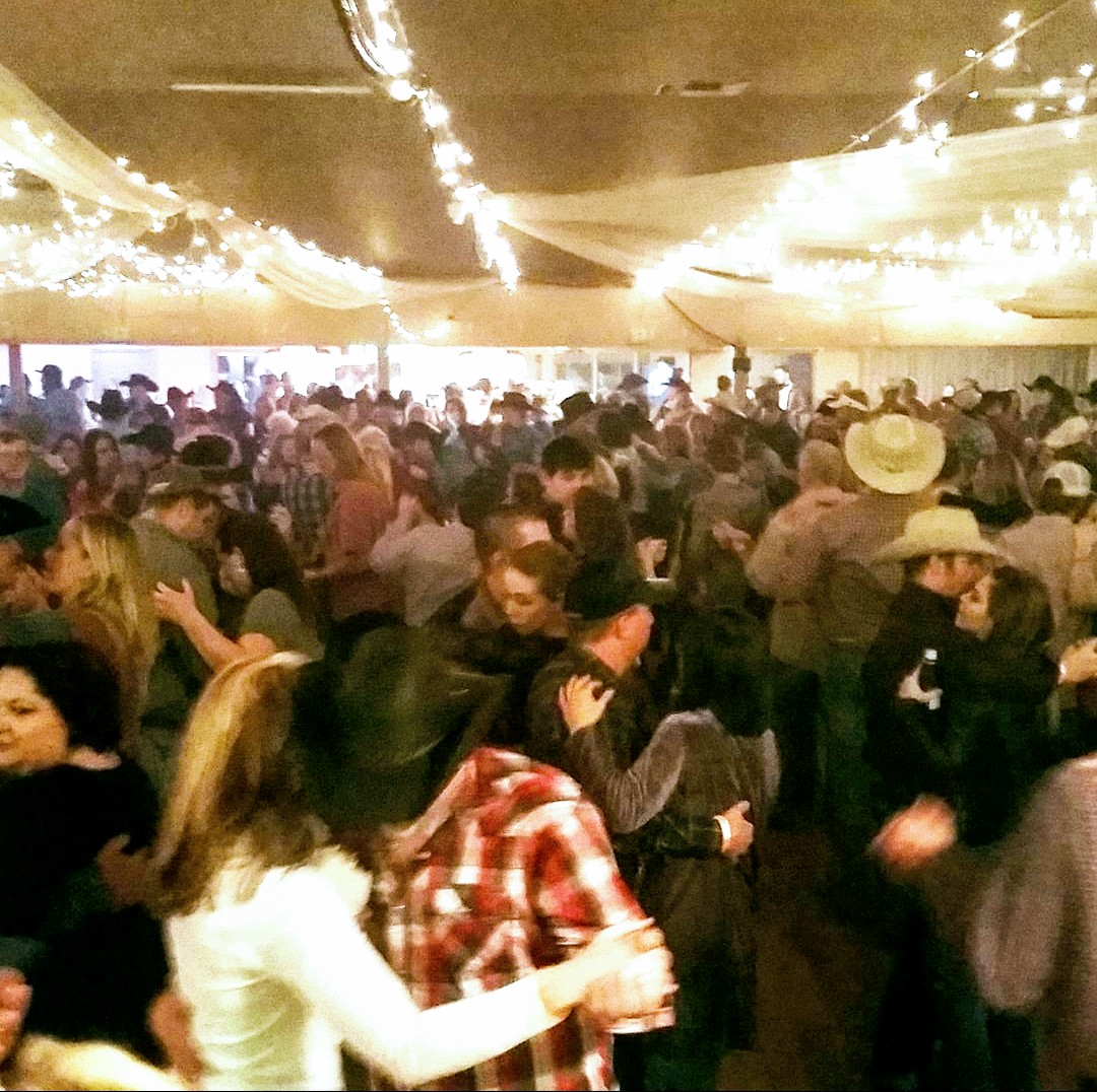 New Year's Eve dance at Lubianski Hall