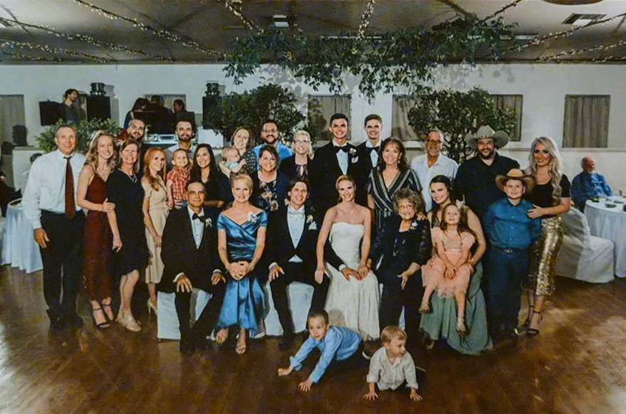 A family wedding celebrated at Lubianski Hall